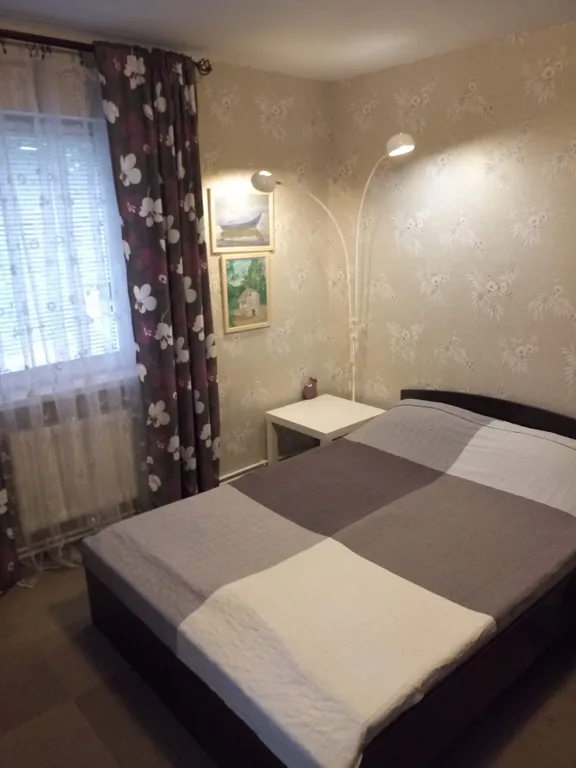 Дом на берегу озера