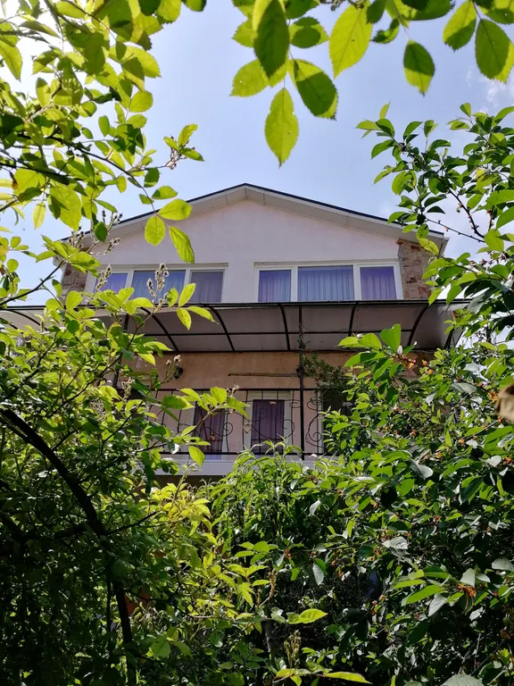 Дом под ключ в тихом и экологически чистом районе Севастополя у моря