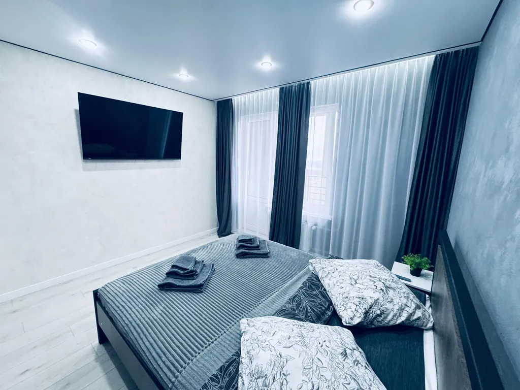 У нас очень тихие и очень хорошие соседи, вам никто не помешает