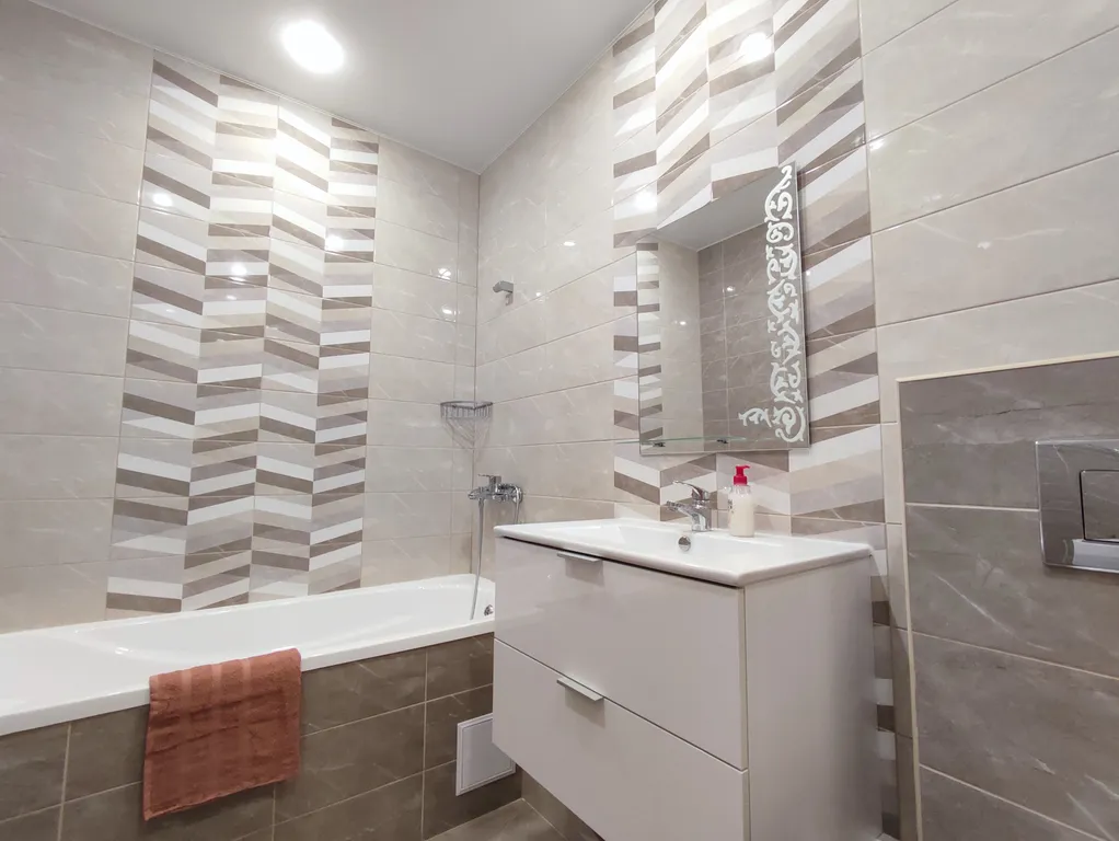 Комфортные апартаменты с дизайнерским ремонтом