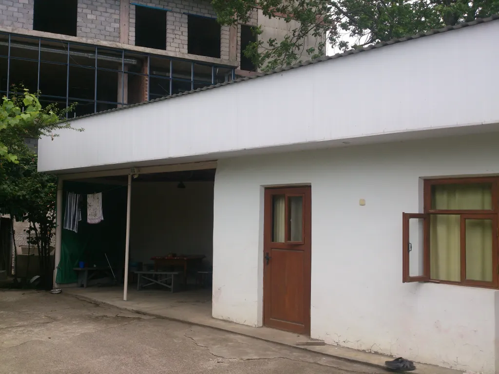 2-местный номер во дворе