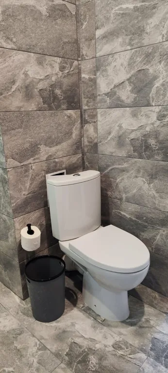 Трехместный номер с выходом во двор