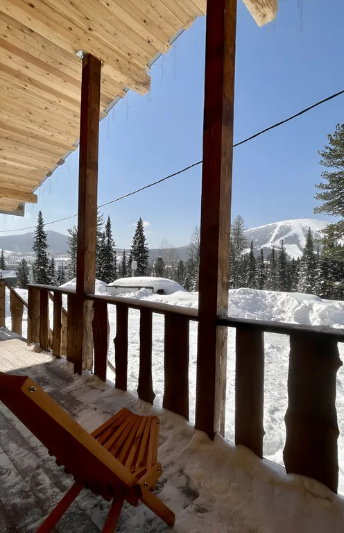 Гостевой дом Jazz с видом на горы