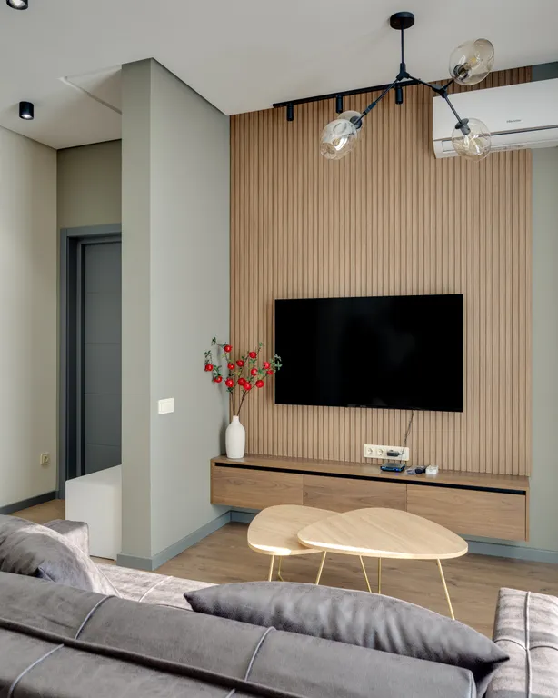 10 минут пешком до Старого Тбилиси