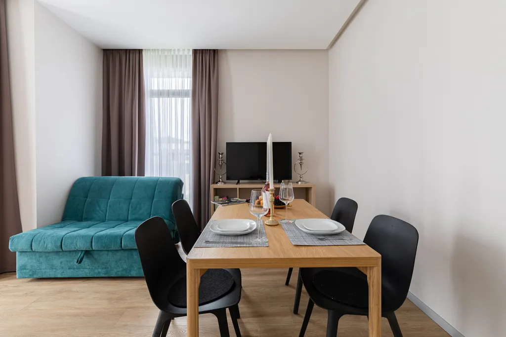 Охта Сьют 23