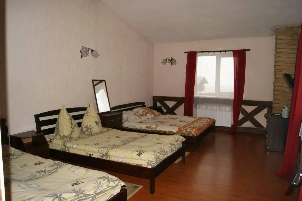 4-комнатный Дом