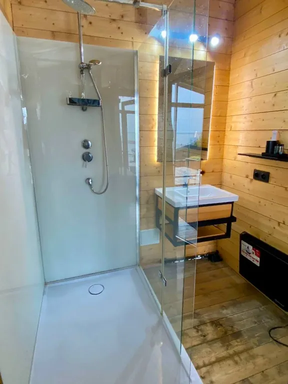 Дом Люкс 506, вид на Волгу, дизайнерская ванна, без Фурако