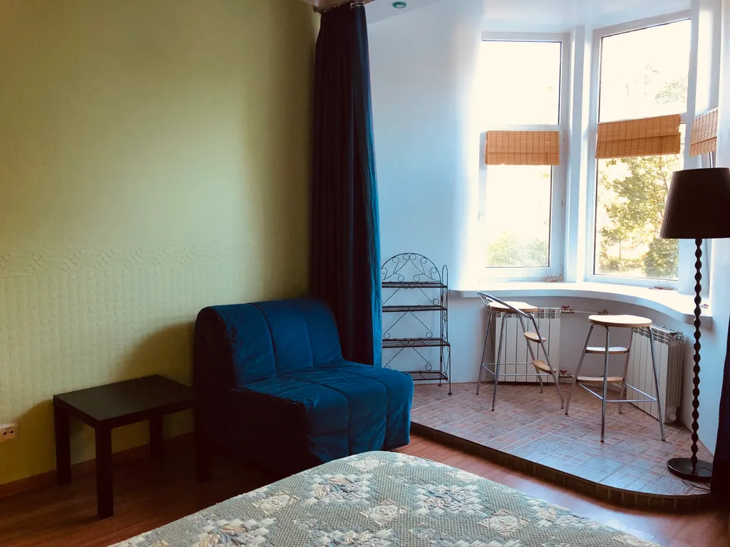 Квартира с эркером и видом на парк Эспланада