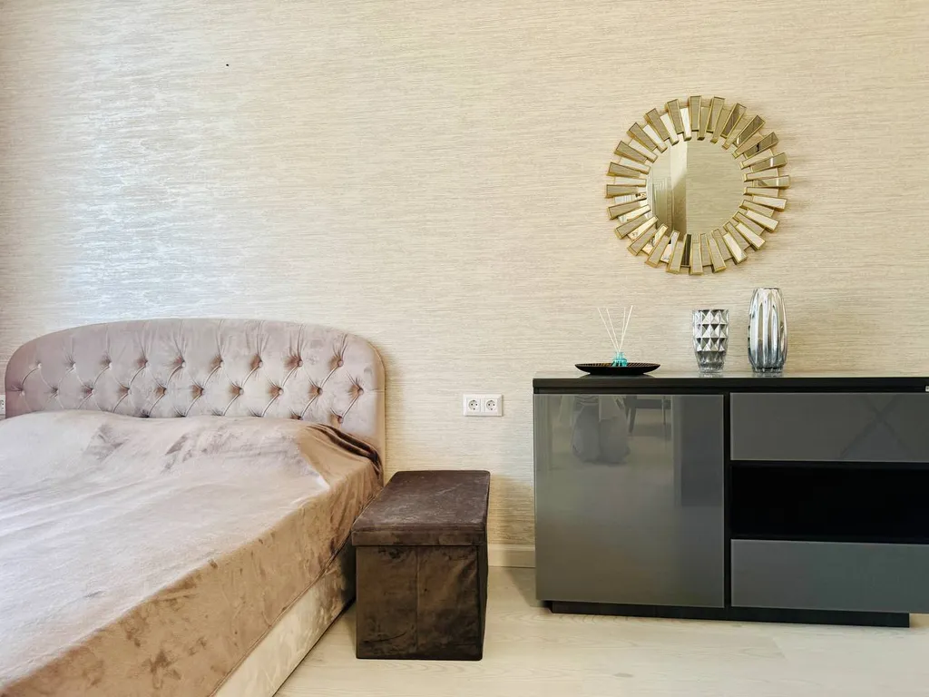 1-комнатная квартира в ЖК Лувр с видом на море и горы