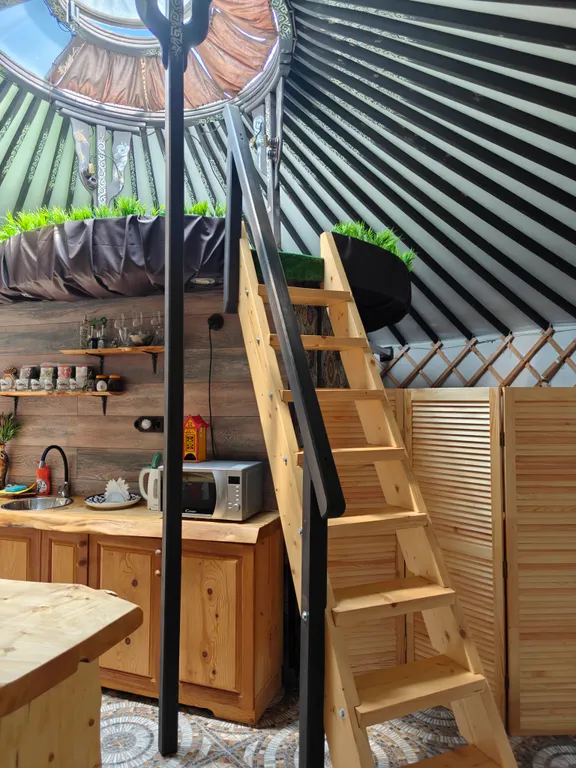 Большая Монгольская юрта