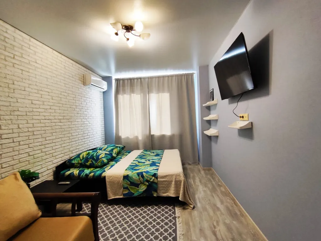 Просторная квартира для большой компании — аренда посуточно в Верхнетемерницкий