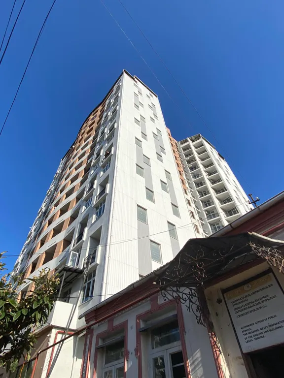 Уютная студия в центре с видом на горы