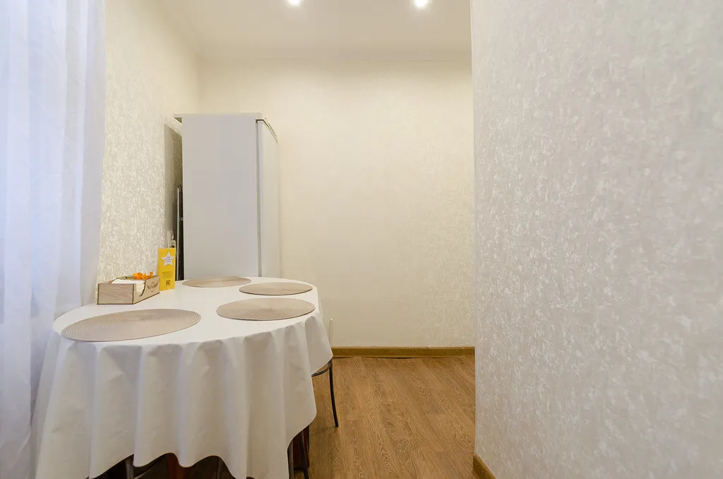 Вместительная 3ёх комнатная в центре "Рэтрёшка»