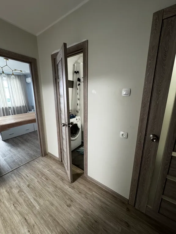 Стильная двушка в сердце города! Рядом набережная и Броско Молл