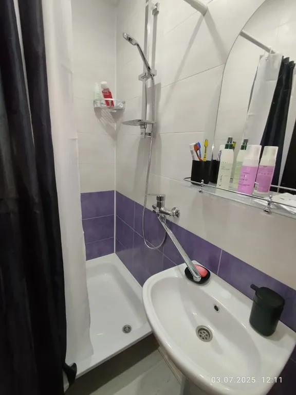 Котедж в тихом саду у моря