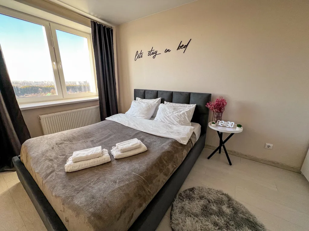 Новогодний апартамент с панорамным видом и атмосферой уюта