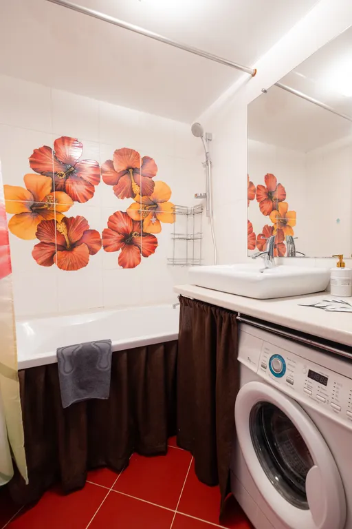 Квартира рядом с СК Кристалл