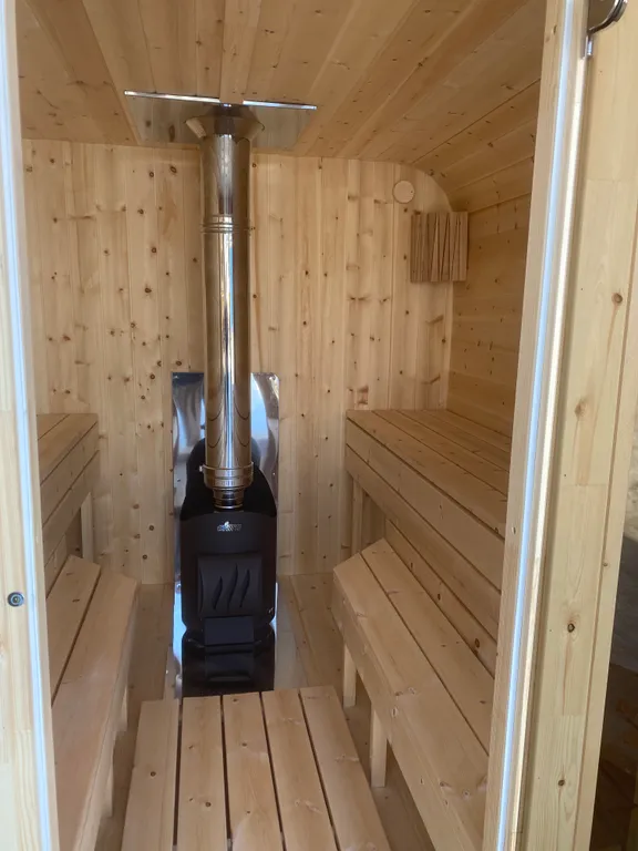 Дом с баней с видом на лес