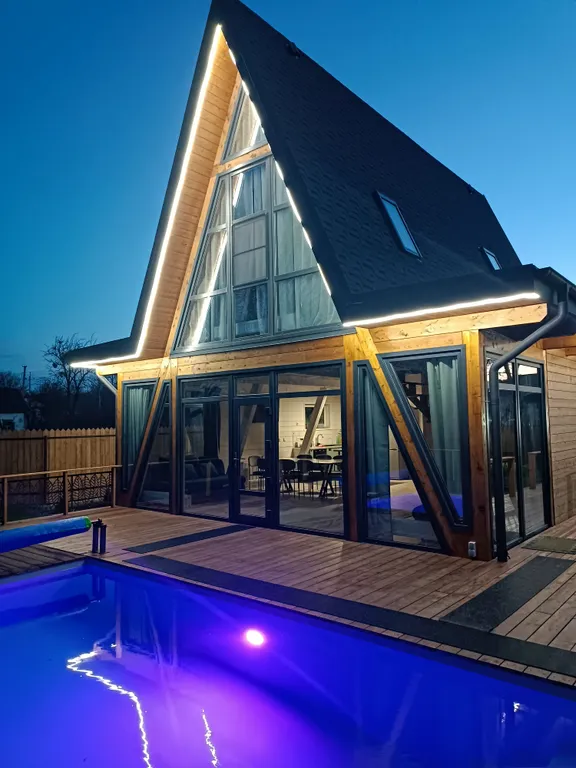 Коттедж Дом с бассейном — аренда посуточно в Ставрополь