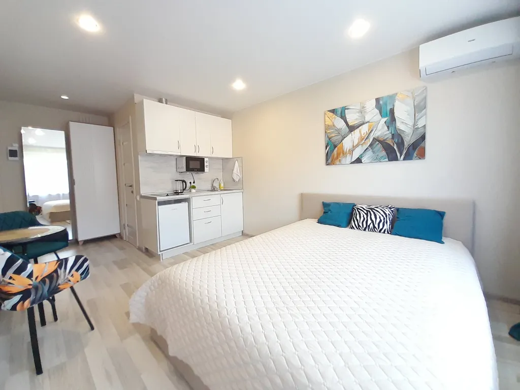 Квартира Квартира-студия в центре города в 10 минутах от моря — Сочи