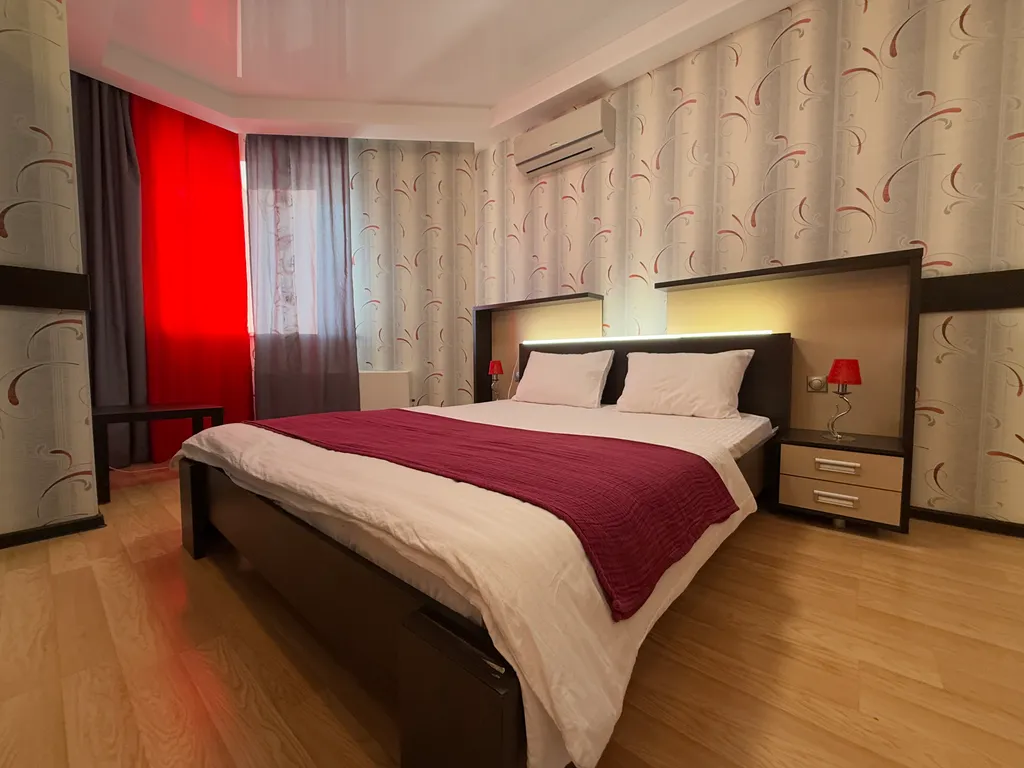 Тут хорошо на Сурикова