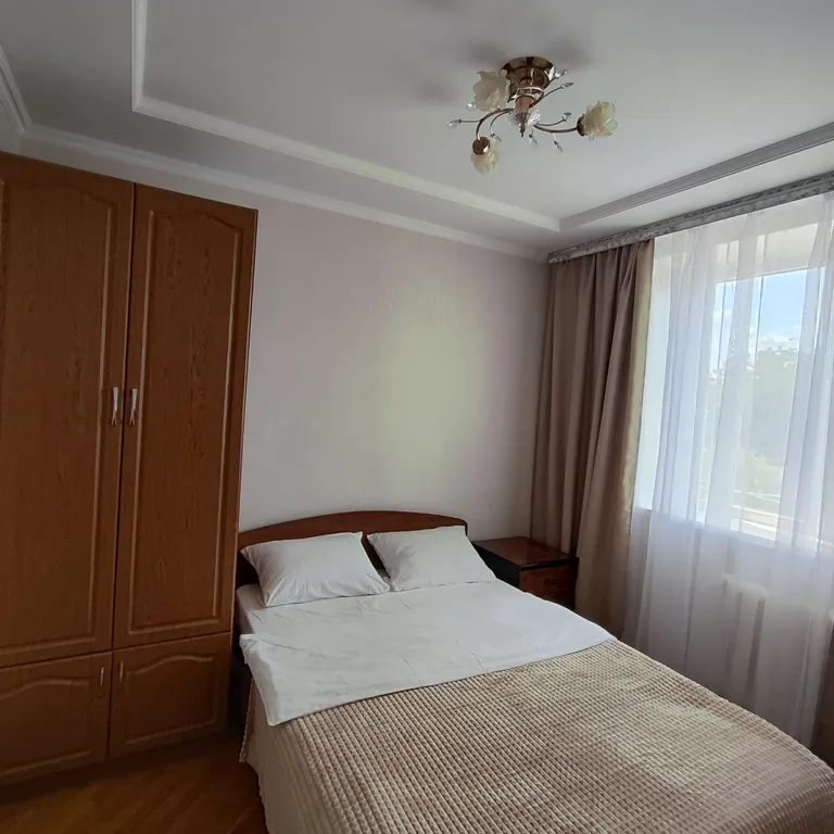 Просторная светлая квартира — аренда посуточно в Пятигорск