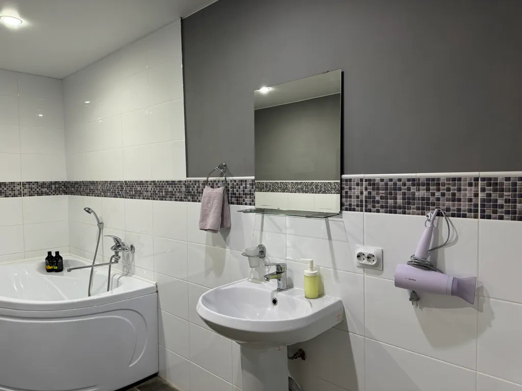 Улучшенный трёхместный номер