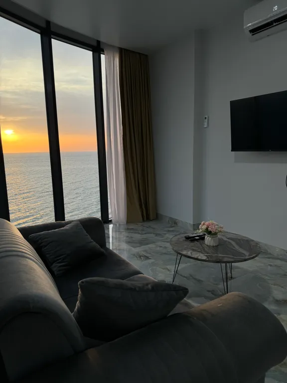 Tropical garden apartments