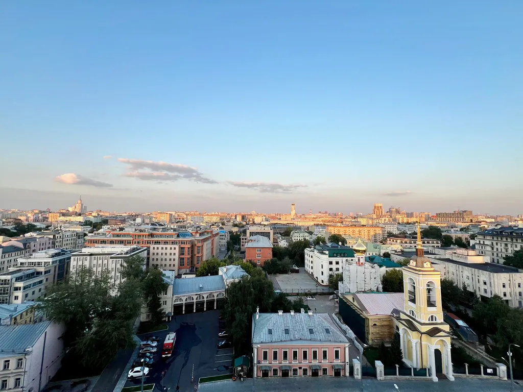 Квартира Квартира в одной остановке от Кремля — Москва
