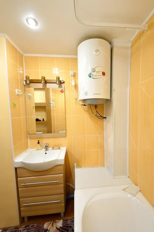 2-комнатная квартира у ТРЦ Мега в центре города