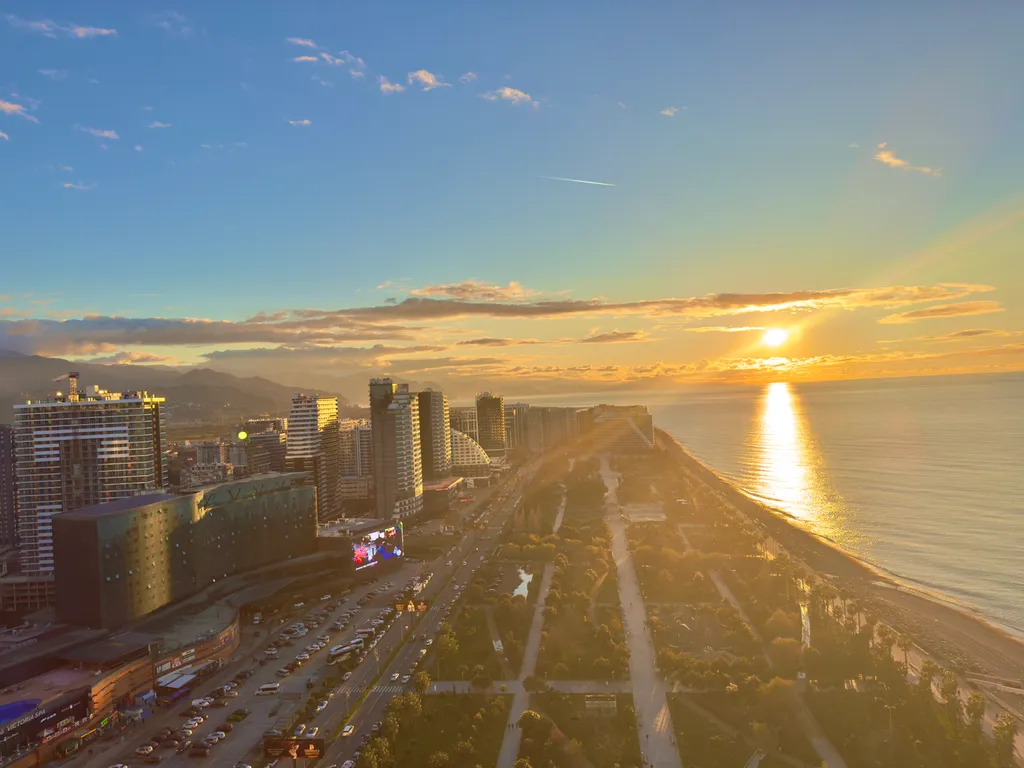 Солнечная студия на берегу моря