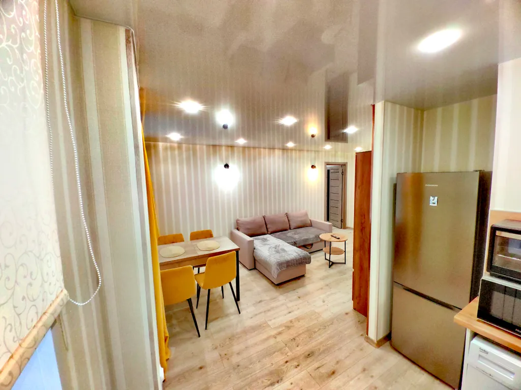 Квартира в центре города, Полярные зори