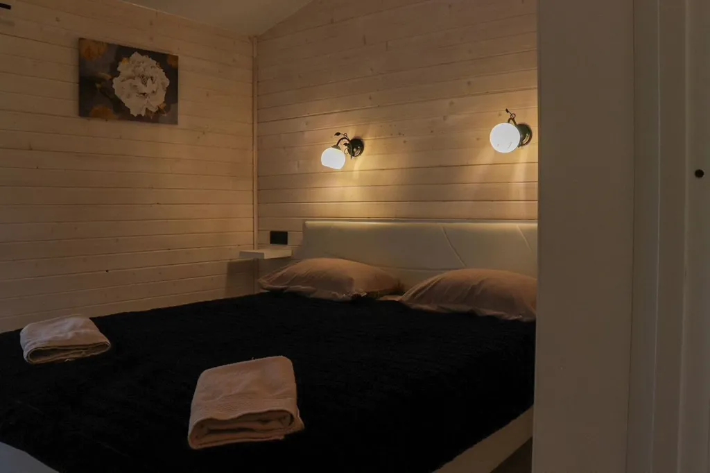 Коттедж Уютный домик в посёлке Запорожском — Запорожское