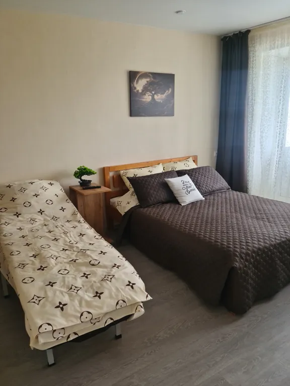 Апартаменты в центре с видом на Волгу