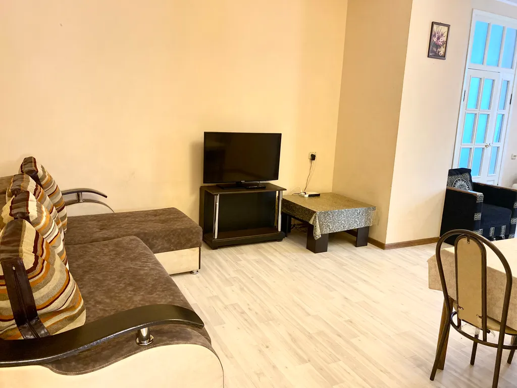 2-комнатная квартира в самом центре