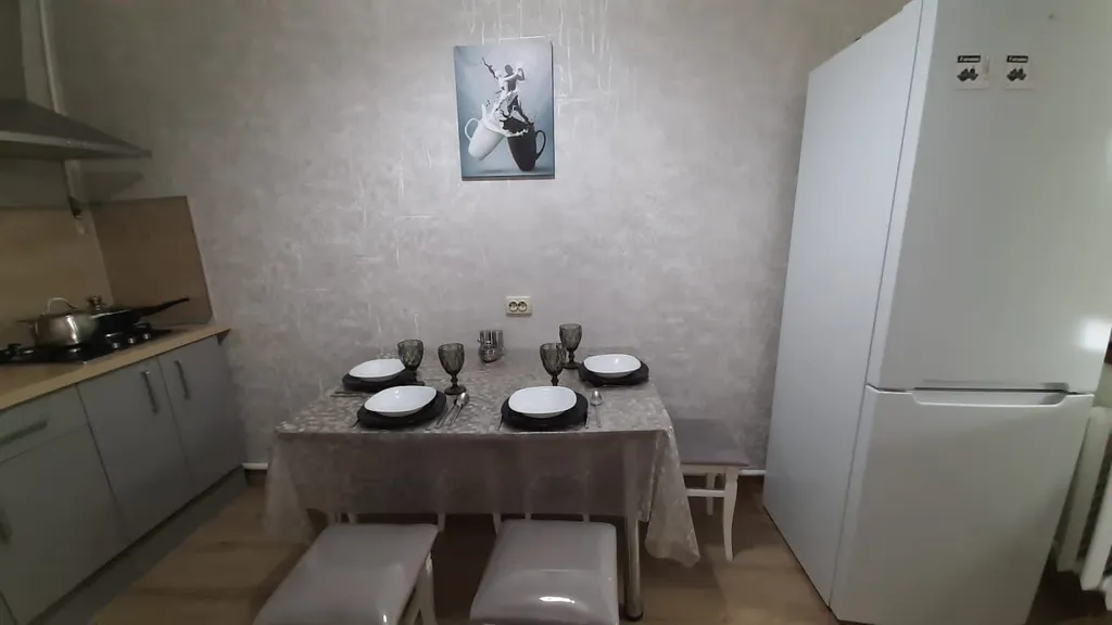 Уютный дом в центре города с местом для парковки автомобиля