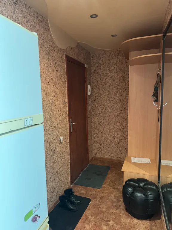 Просторная двухкомнатная квартира с видом на Мишенную сопку