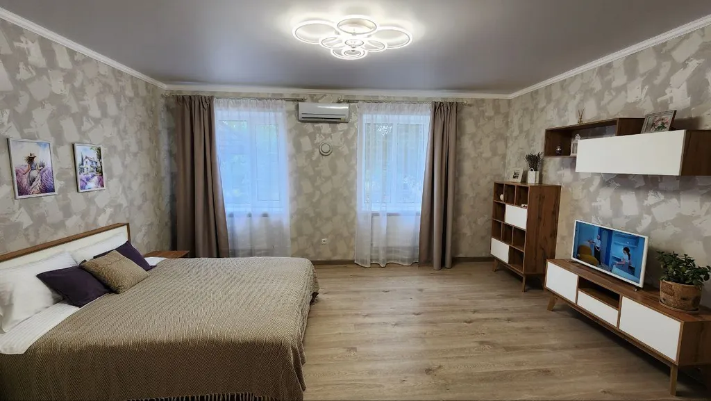 Просторная квартира с новым ремонтом — аренда посуточно в Армавир