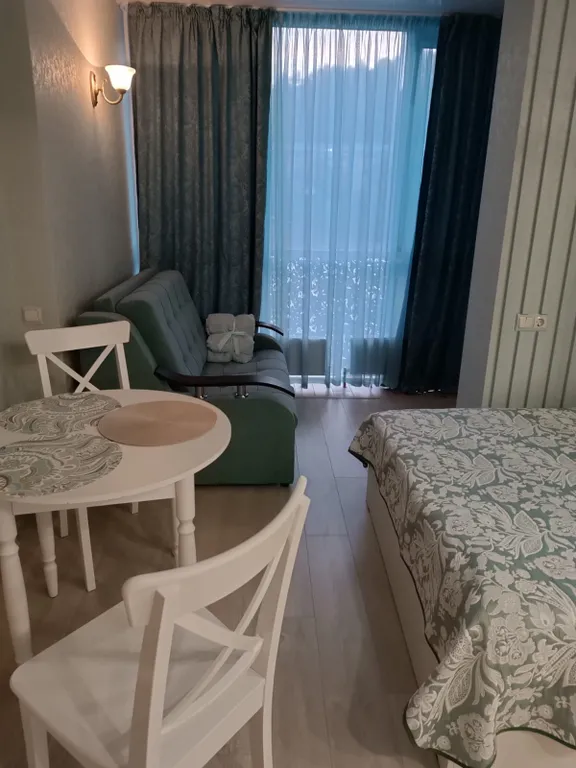 Квартира ЖК San Hills, уютная студия на берегу моря — аренда посуточно в Небуг