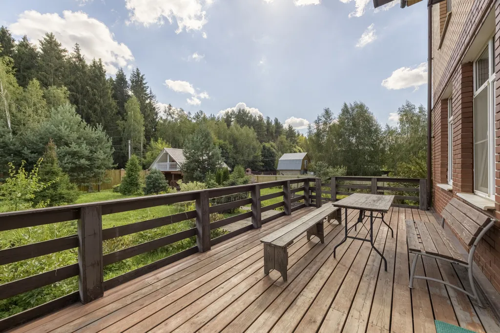 Просторный комфортабельный коттедж с баней