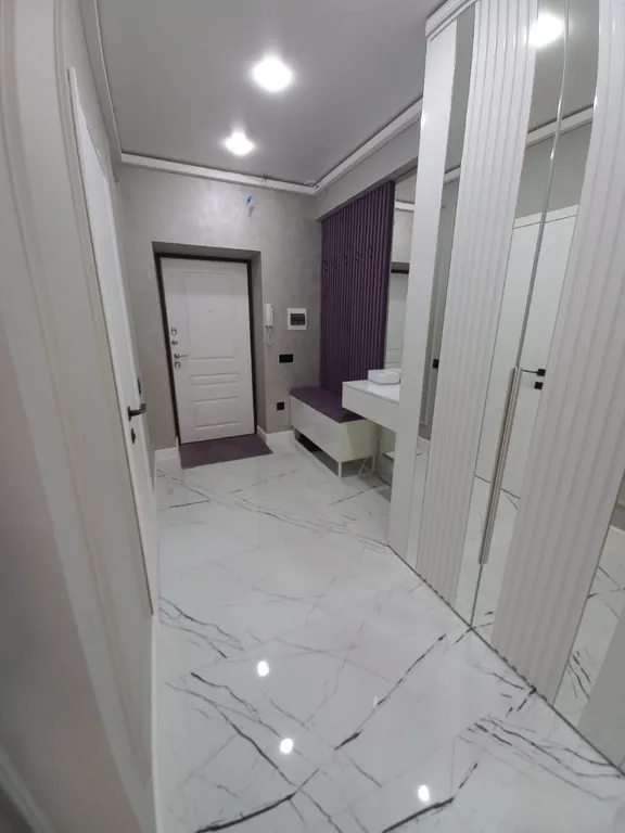 Шикарная квартира в центре города с видом на горы