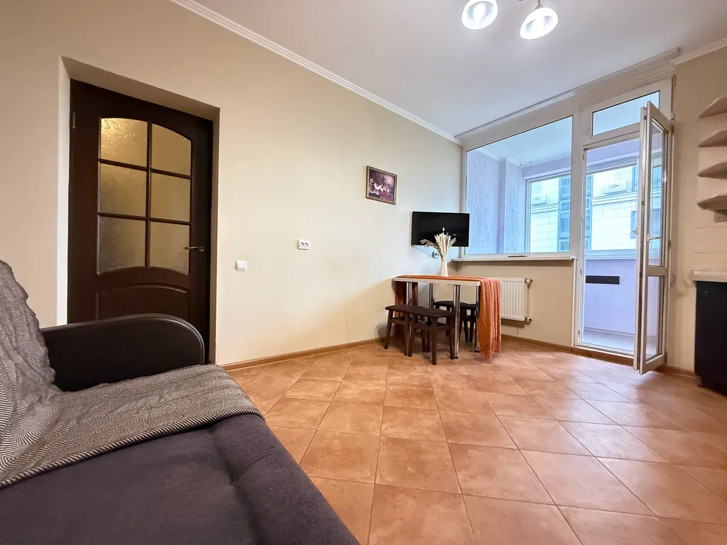 Рядом с пляжем Парк Победы