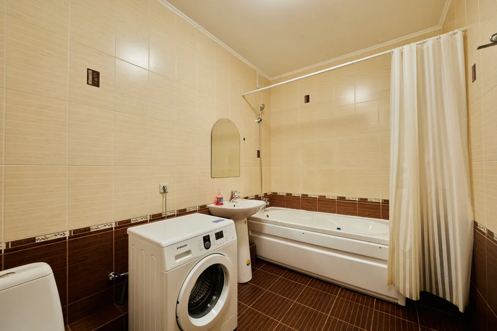 Уютная, большая семейная квартира в центре города