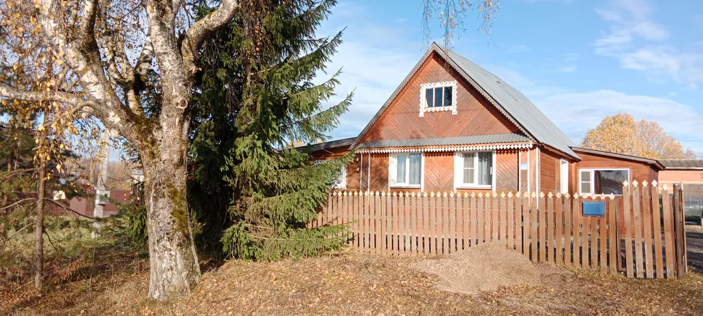 Коттедж Уютный домик с видом на озеро — аренда посуточно в Кириллов