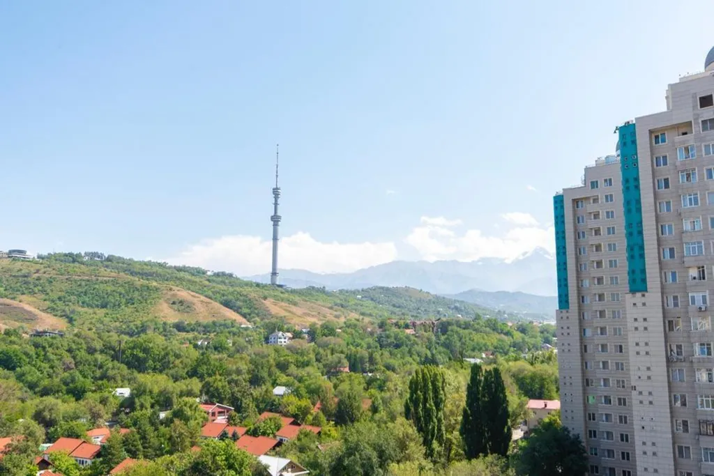 Евродвушка в элитном районе с потрясающим видом на горы