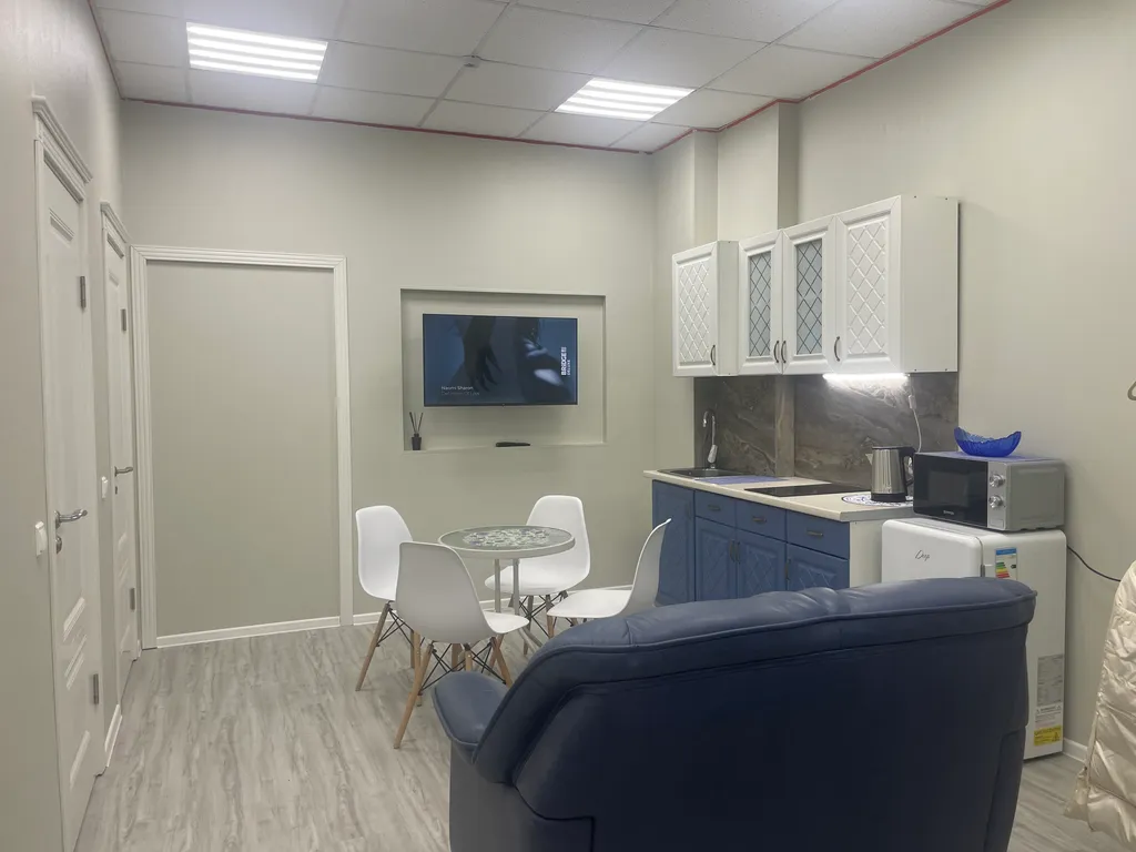 Уникальная локация, квартира с отдельным входом в самом сердце города