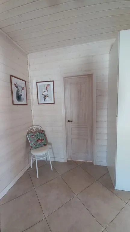 Дом с сауной на краю леса