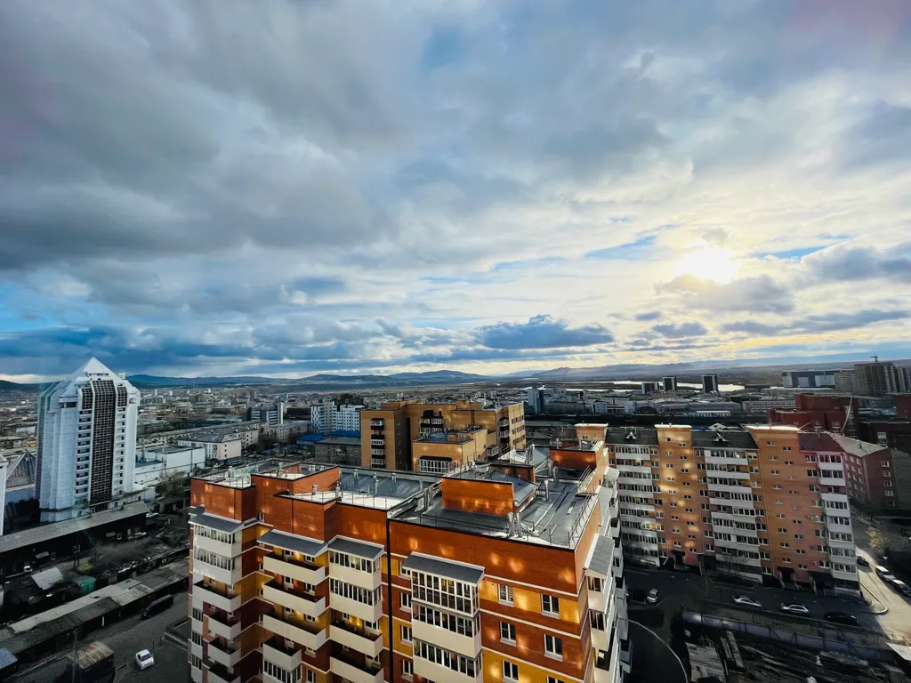 Трехкомнатная квартира с шикарным видом на город