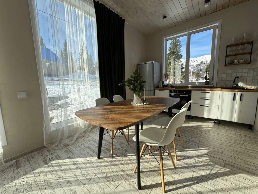 Коттедж 3-комнатный Дом — Шерегеш