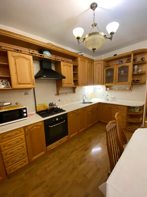 Уютная большая квартира рядом с морем